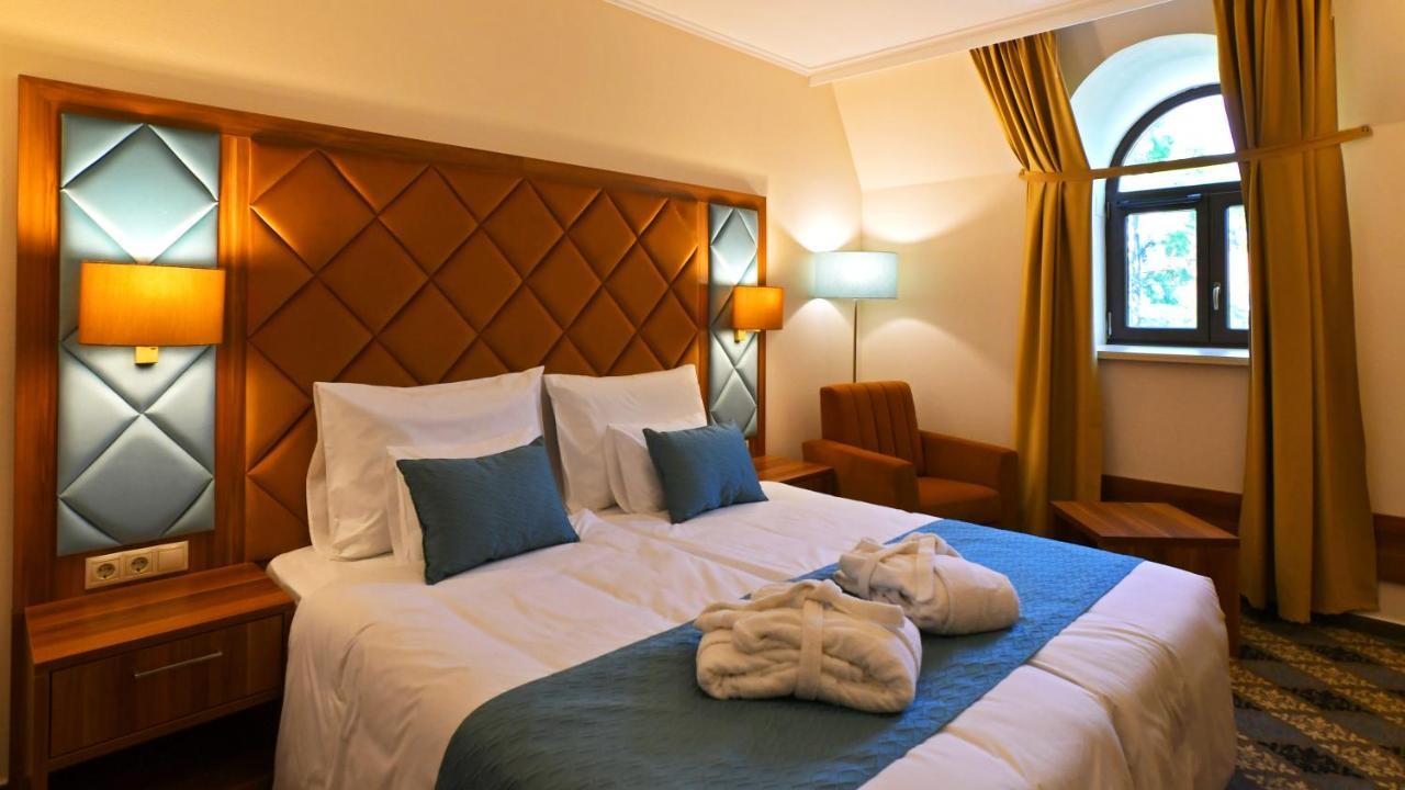Wellness Hotel Gyula Εξωτερικό φωτογραφία