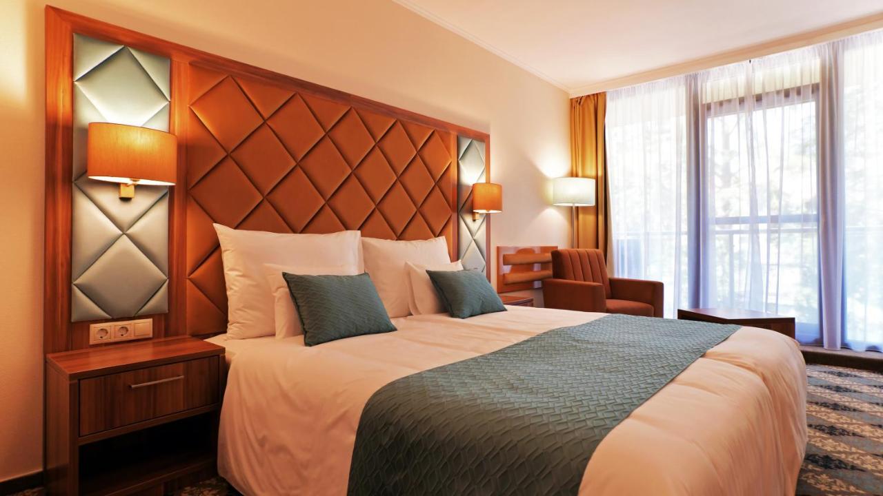 Wellness Hotel Gyula Εξωτερικό φωτογραφία