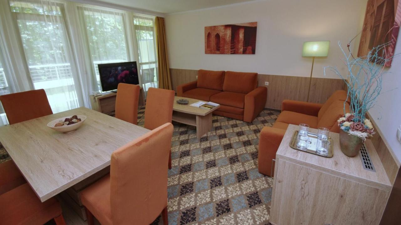 Wellness Hotel Gyula Εξωτερικό φωτογραφία