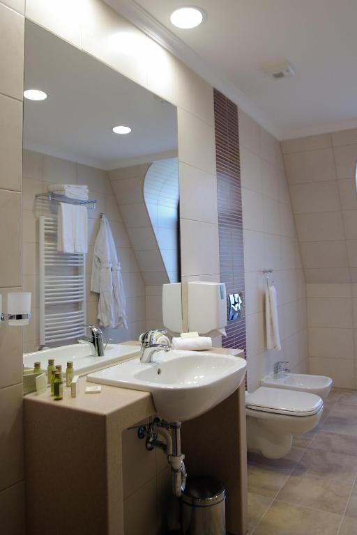 Wellness Hotel Gyula Εξωτερικό φωτογραφία