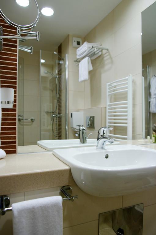 Wellness Hotel Gyula Δωμάτιο φωτογραφία